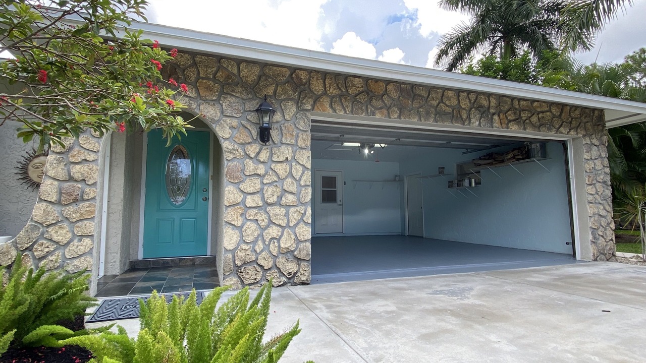 Photo of Outdoor in Palm River Estates