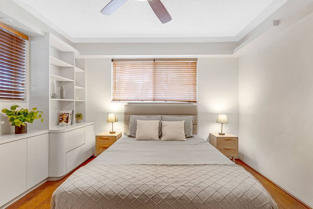 Photo of Bedroom in Hollywood Hills