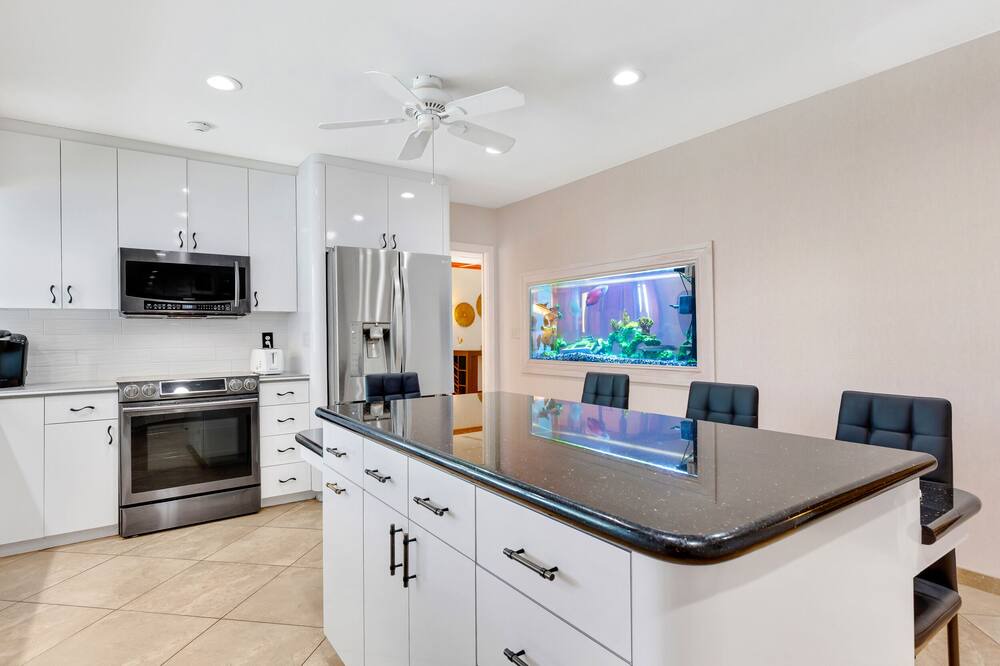 Photo of Kitchen in Hollywood Hills