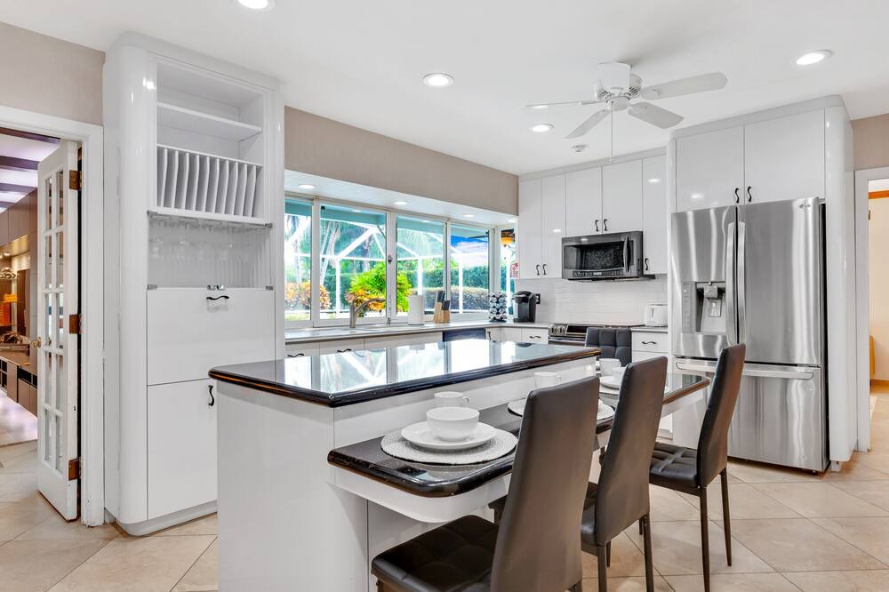 Photo of Kitchen in Hollywood Hills