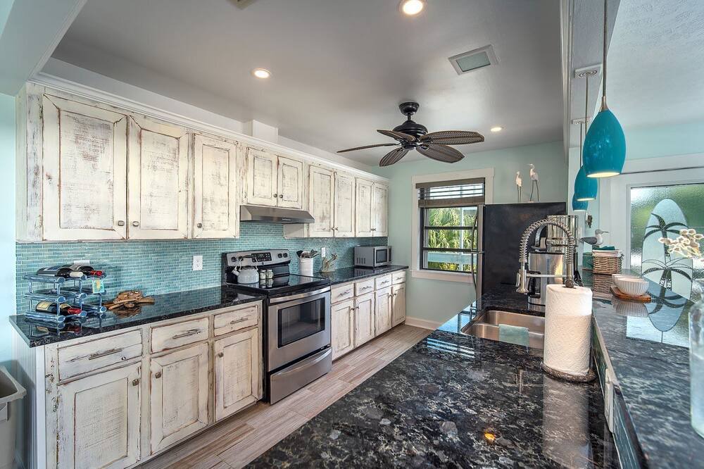 Photo of Kitchen in Breezeswept Beach Estates