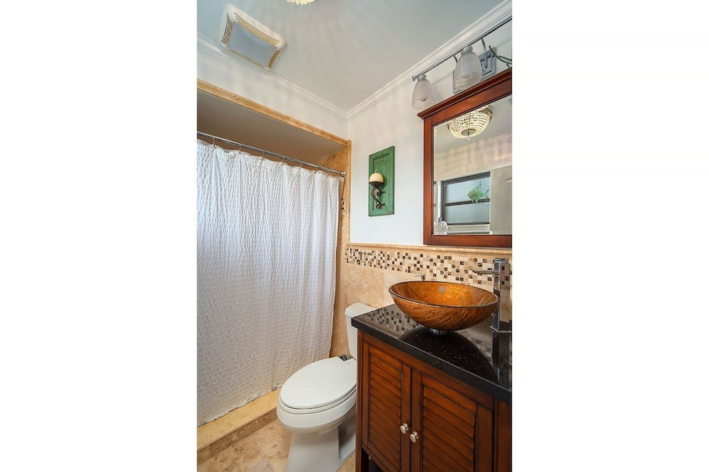 Photo of Bathroom in Breezeswept Beach Estates