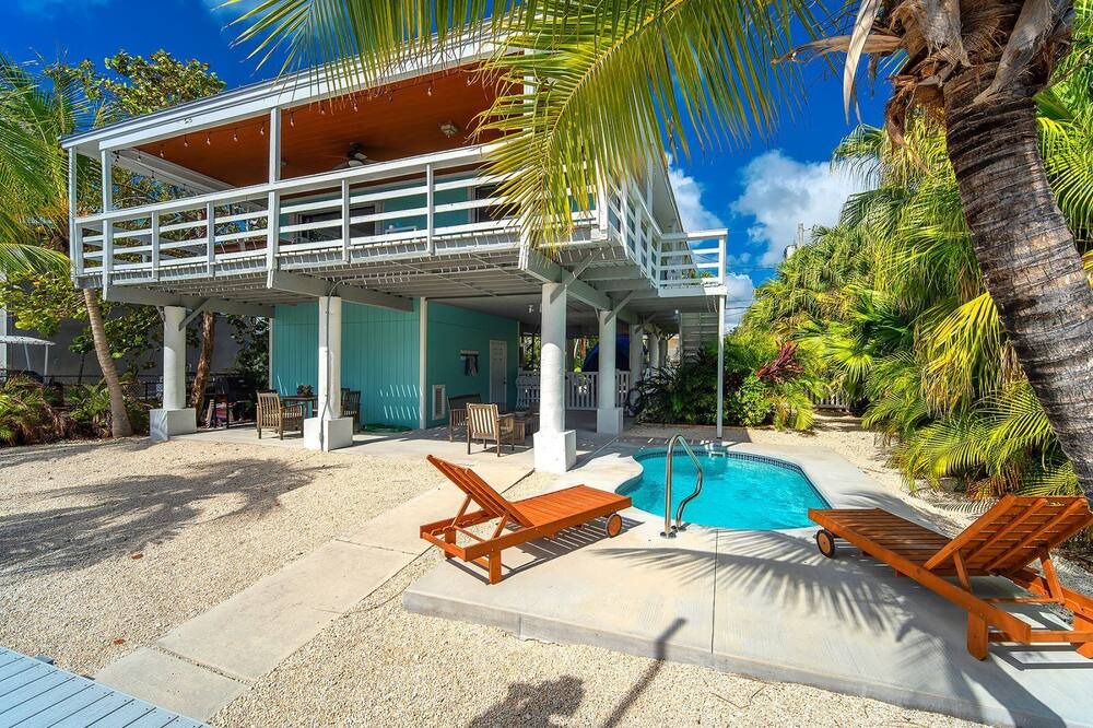 Photo of Outdoor in Breezeswept Beach Estates