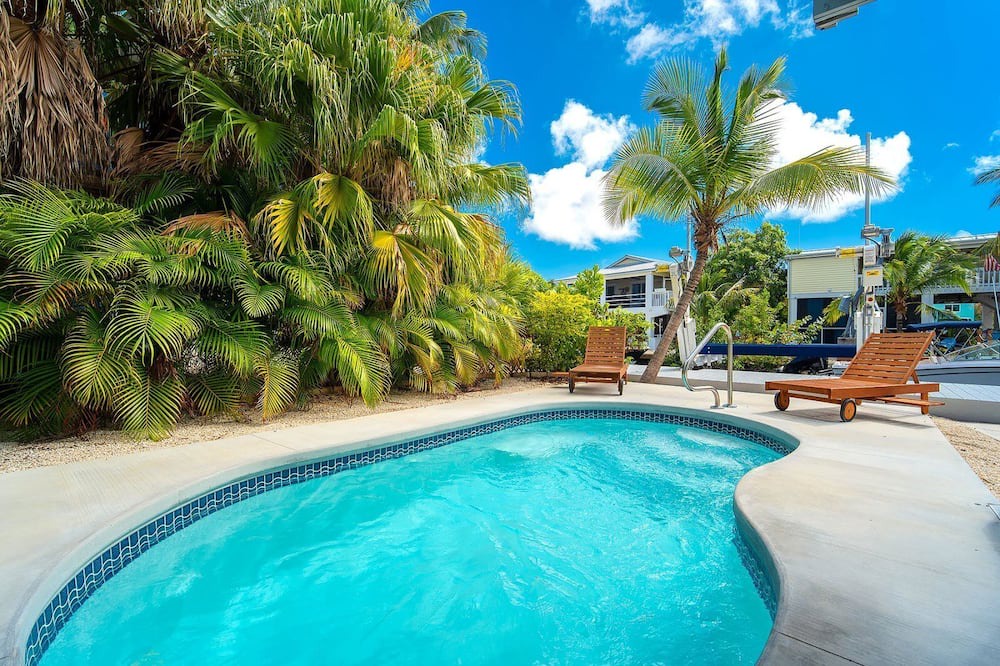 Photo of Outdoor in Breezeswept Beach Estates
