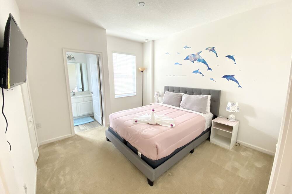 Photo of Bathroom in Sunridge Woods