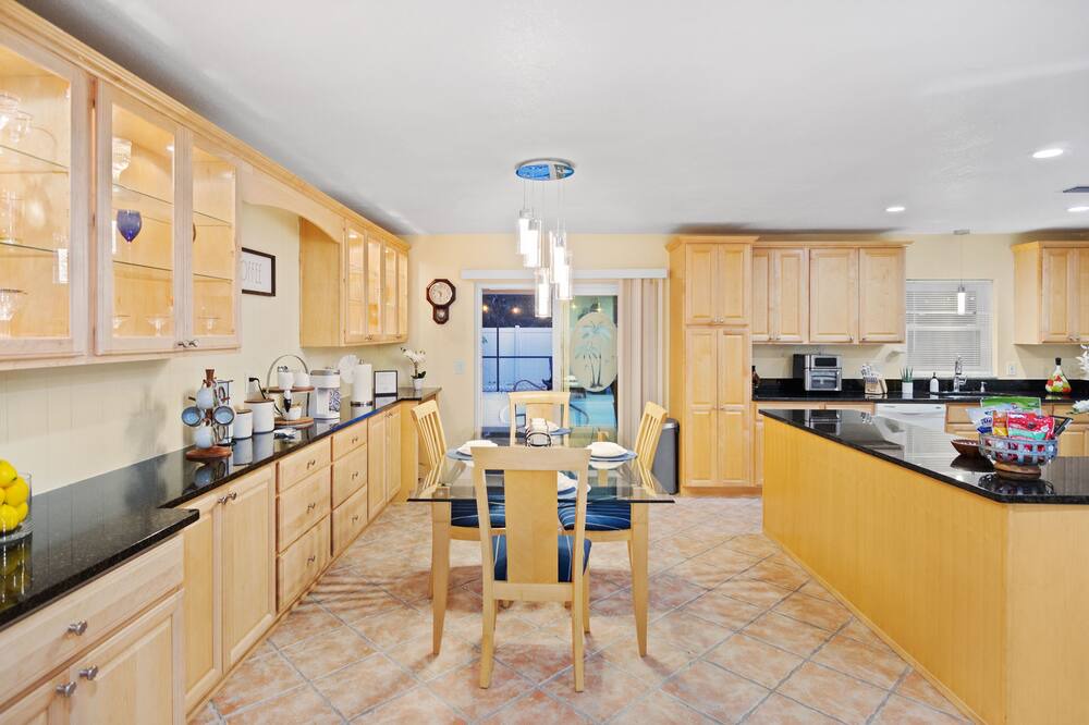 Photo of Kitchen in Town N County Park