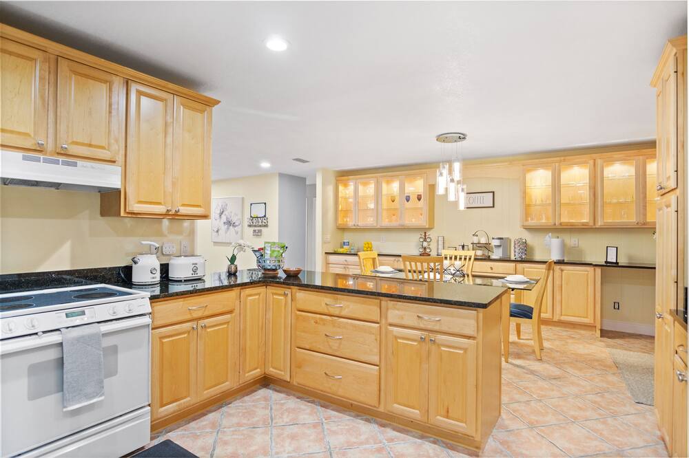 Photo of Kitchen in Town N County Park