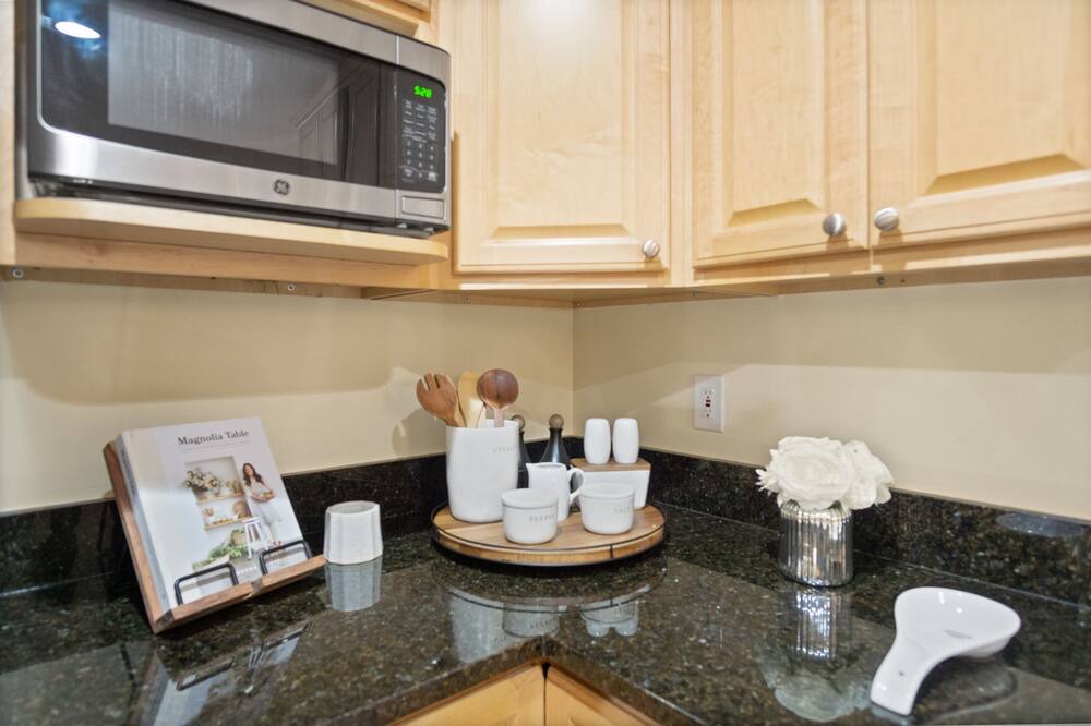 Photo of Kitchen in Town N County Park