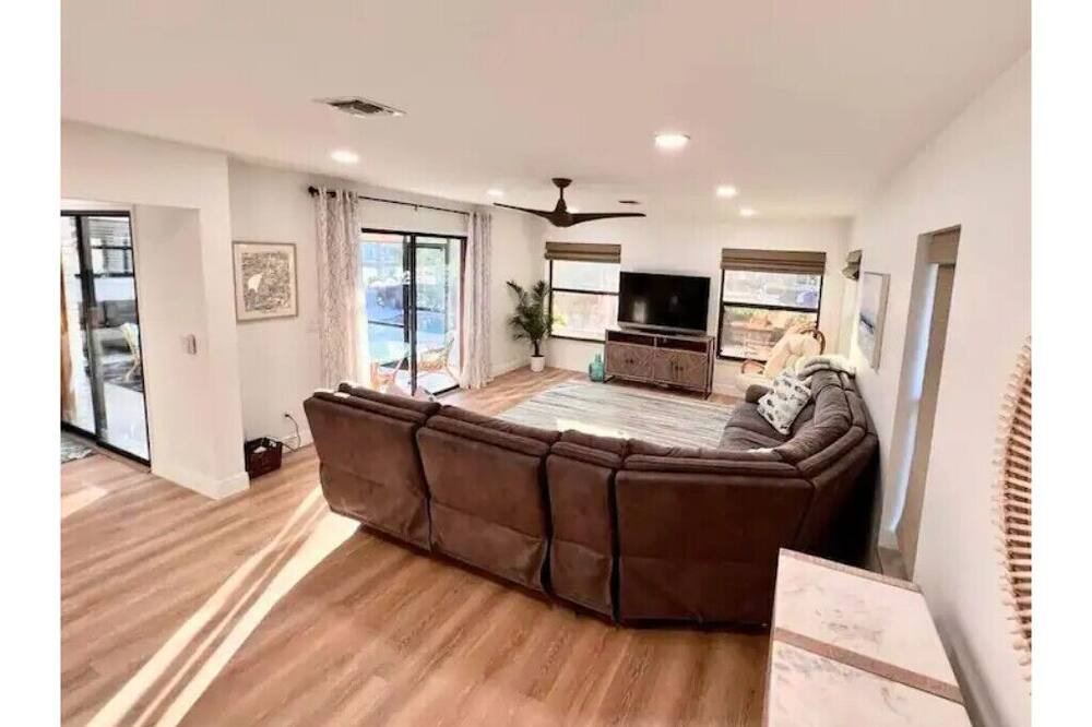 Photo of Livingroom in Palm City