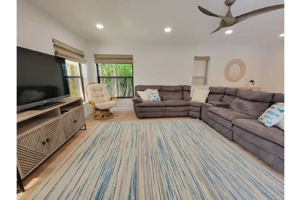 Photo of Livingroom in Palm City