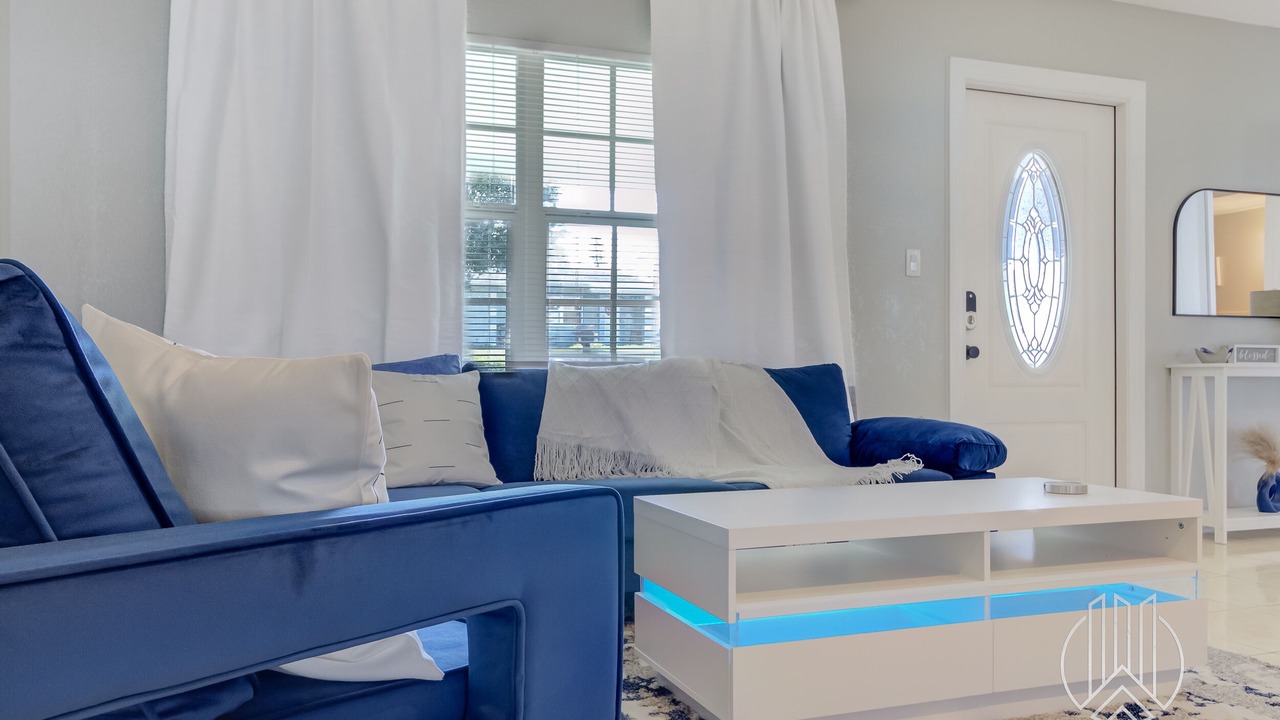 Photo of Livingroom in River Park