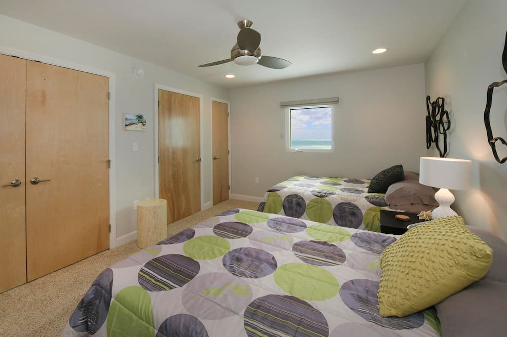 Photo of Bedroom in Lower Matecumbe Key
