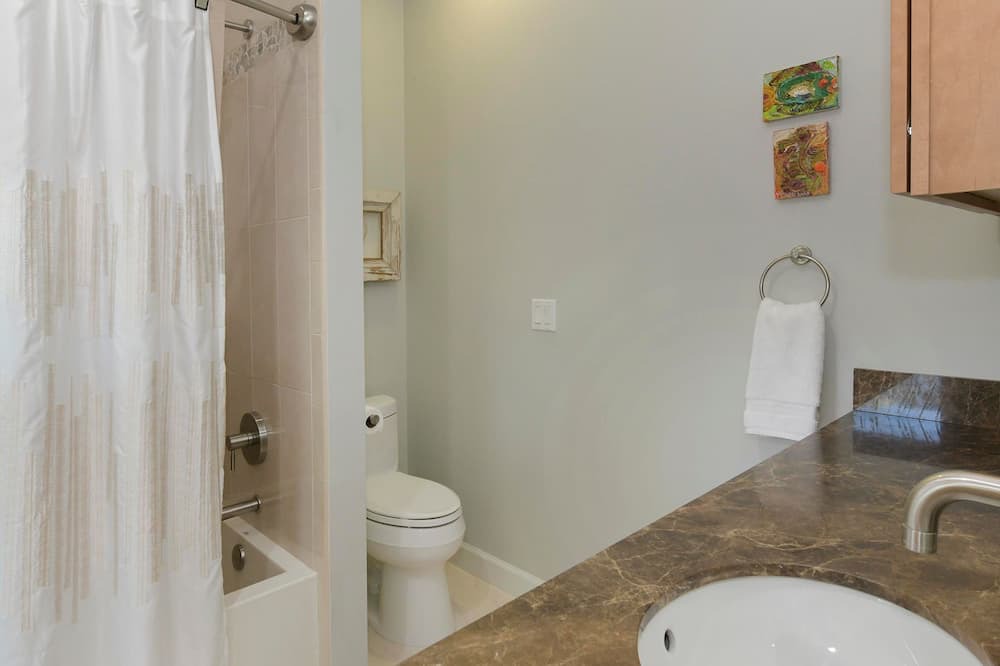 Photo of Bathroom in Lower Matecumbe Key