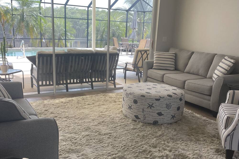 Photo of Livingroom in Naples