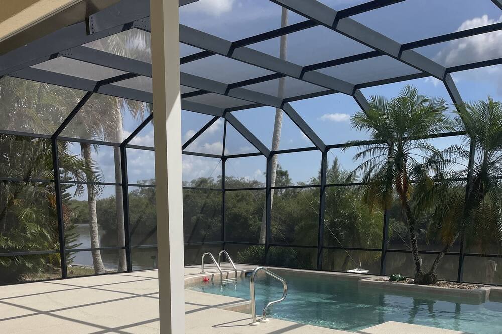 Photo of Outdoor in Naples