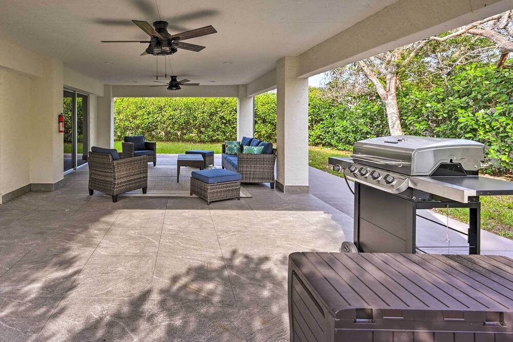 Photo of Patio Balcony in Isles of Capri