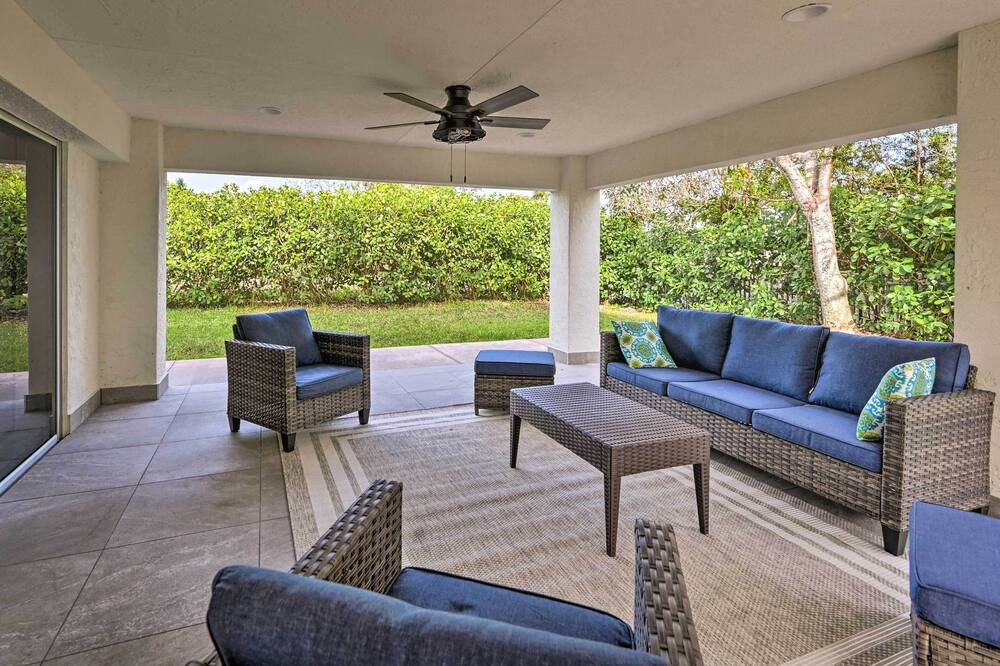 Photo of Patio Balcony in Isles of Capri