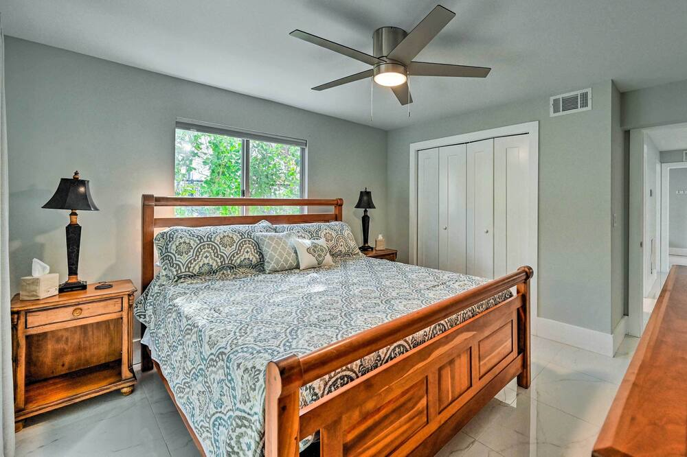 Photo of Bedroom in Isles of Capri