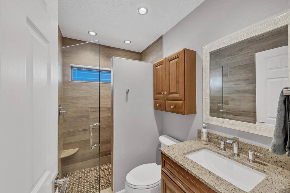 Photo of Bathroom in Lake Sarasota