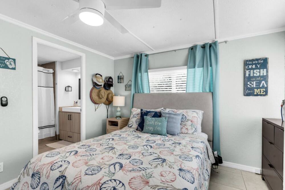 Photo of Bedroom in Key Largo Village