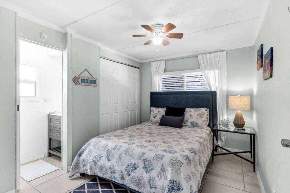 Photo of Bedroom in Key Largo Village