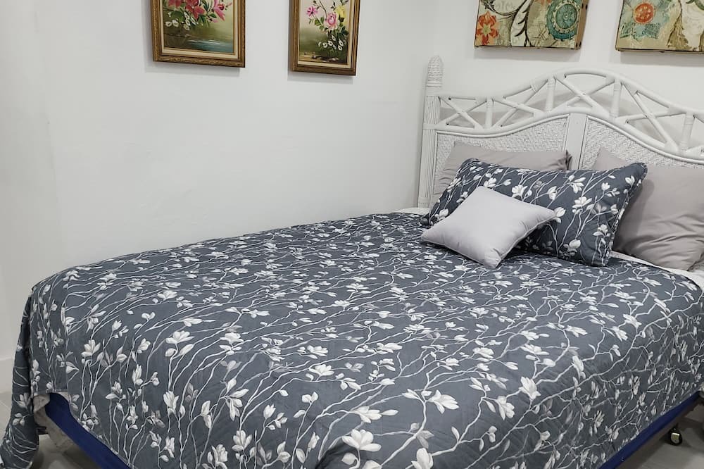 Photo of Bedroom in Everglades City