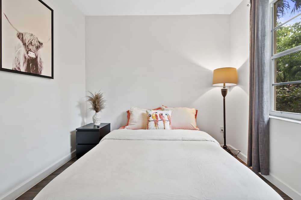 Photo of Bedroom in Abacoa
