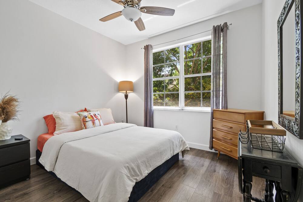 Photo of Bedroom in Abacoa
