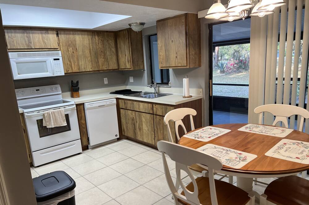Photo of Kitchen in LaBelle