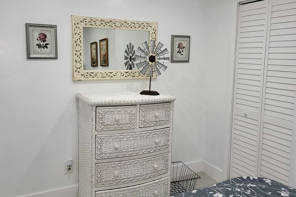 Photo of Bedroom in Everglades City