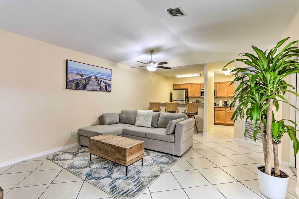 Photo of Livingroom in Port Saint Lucie