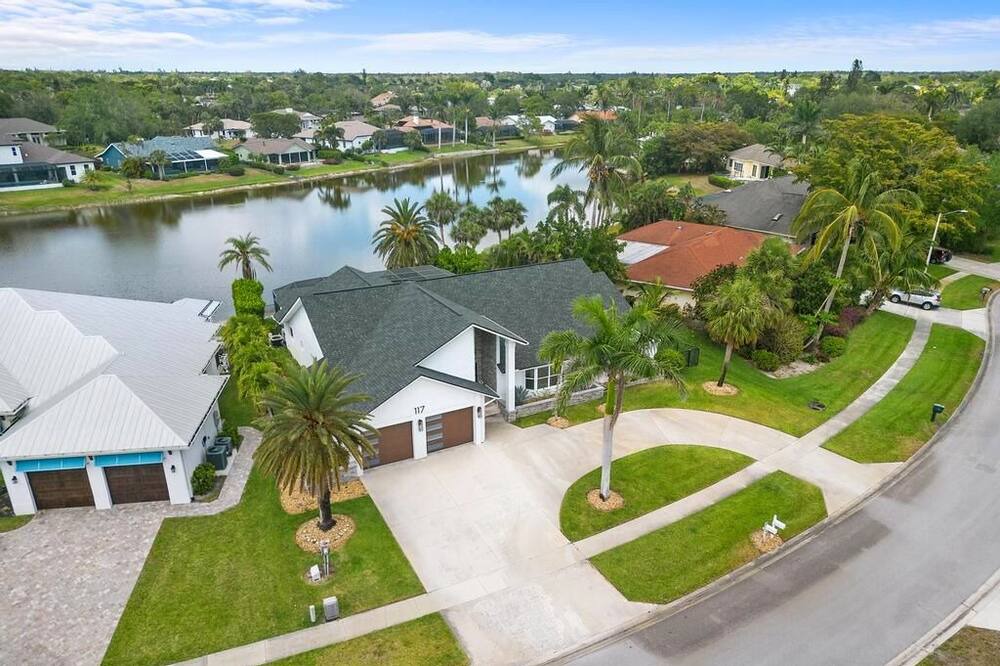 Photo of Outdoor in Palm River Estates
