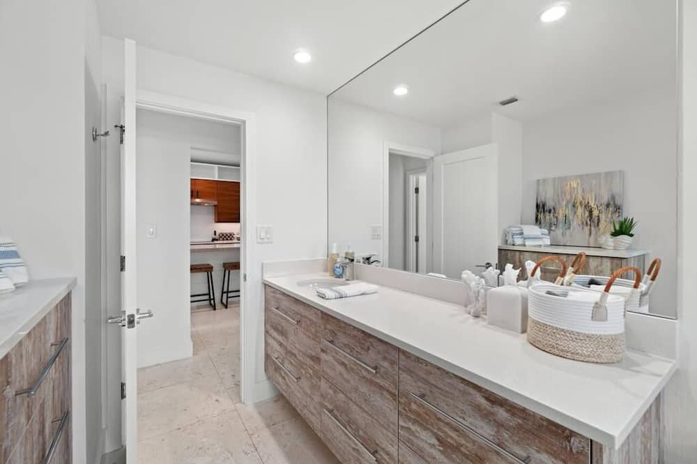 Photo of Kitchen in Palm River Estates
