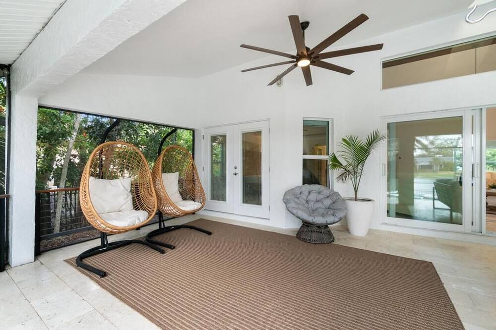 Photo of Patio Balcony in Palm River Estates