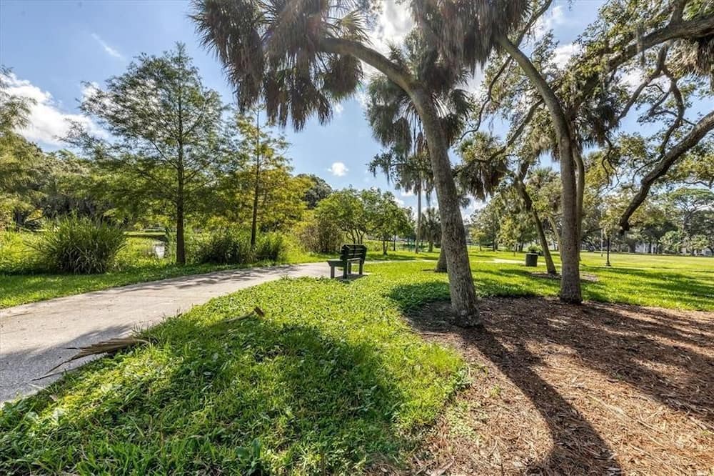 Photo of Others in Gillespie Park