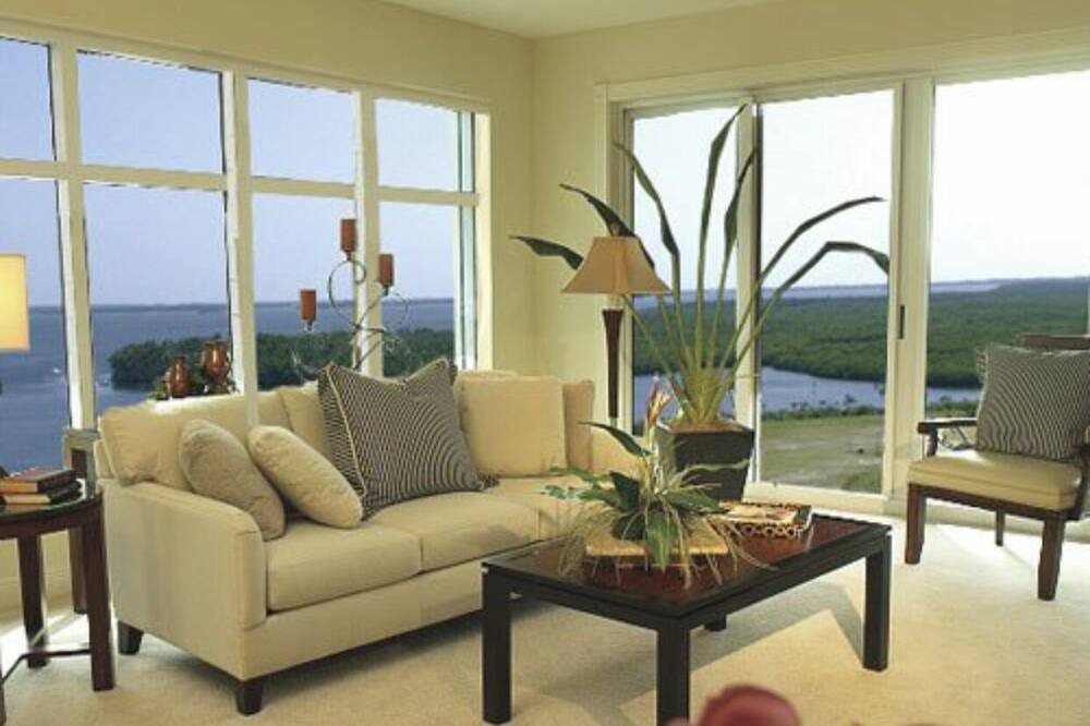 Photo of Livingroom in Pelican