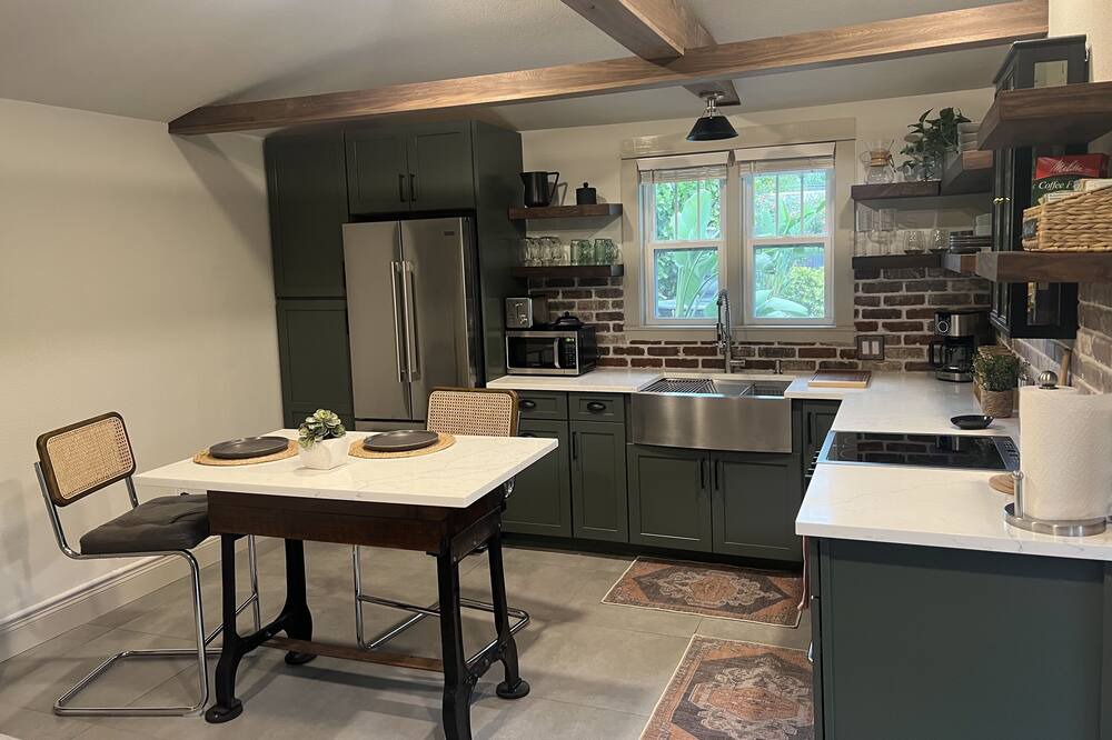 Photo of Kitchen in United Central