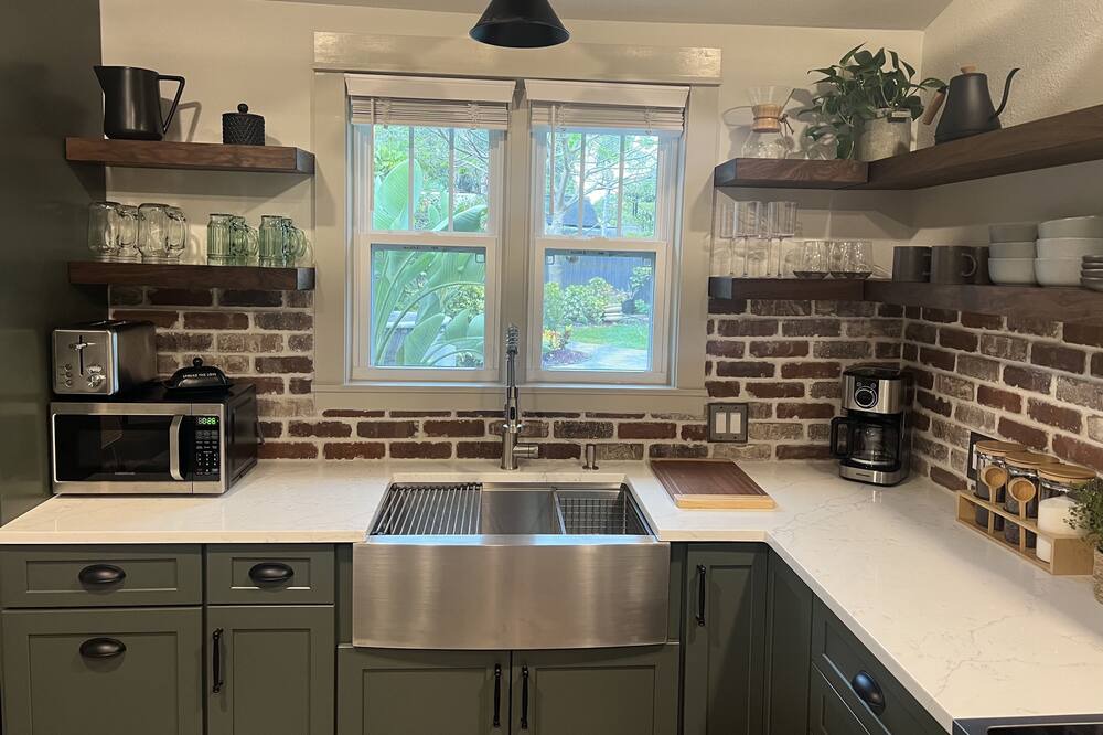 Photo of Kitchen in United Central