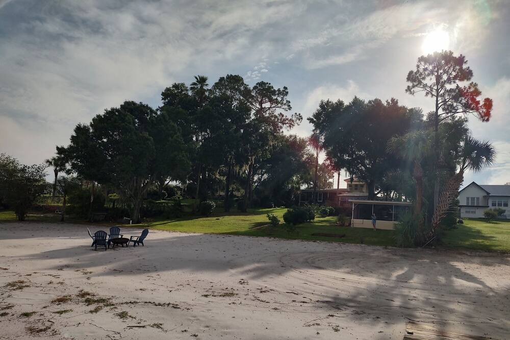 Photo of Outdoor in Sebring