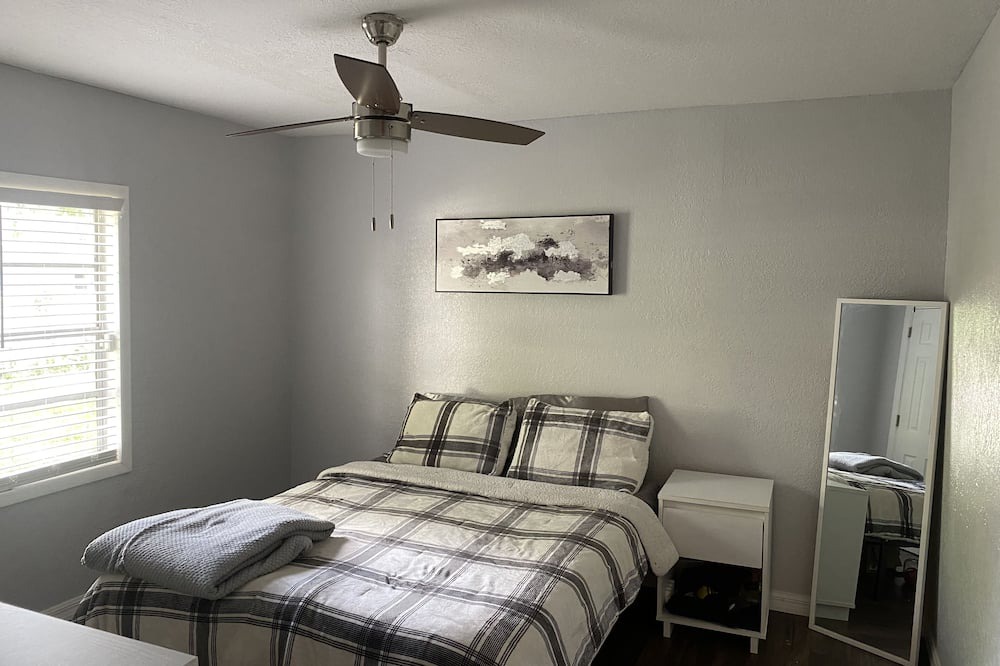 Photo of Bedroom in Plant City