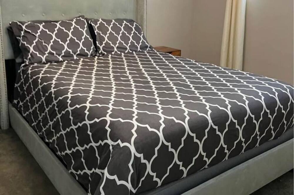 Photo of Bedroom in South Eola