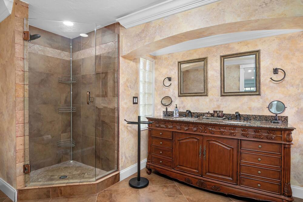 Photo of Bathroom in Palm River Estates