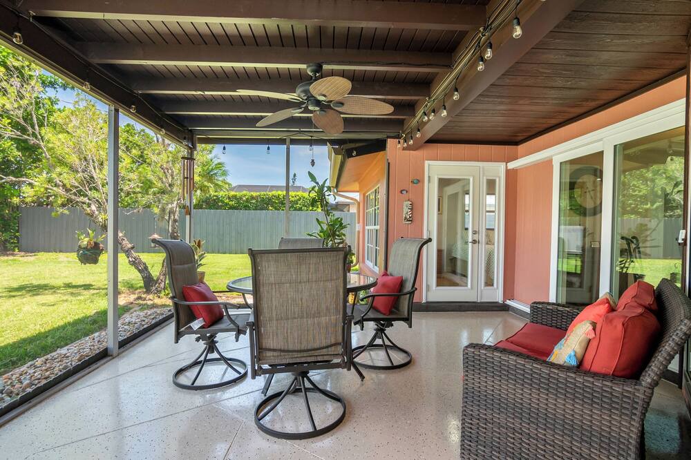 Photo of Patio Balcony in Palm River Estates