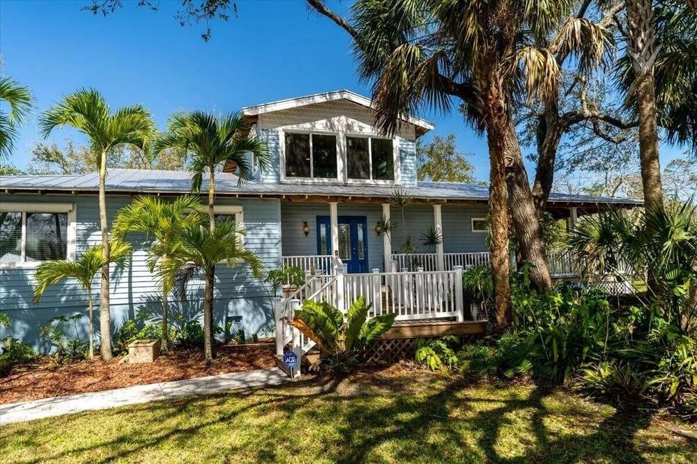 Photo of Outdoor in St. Lucie Village