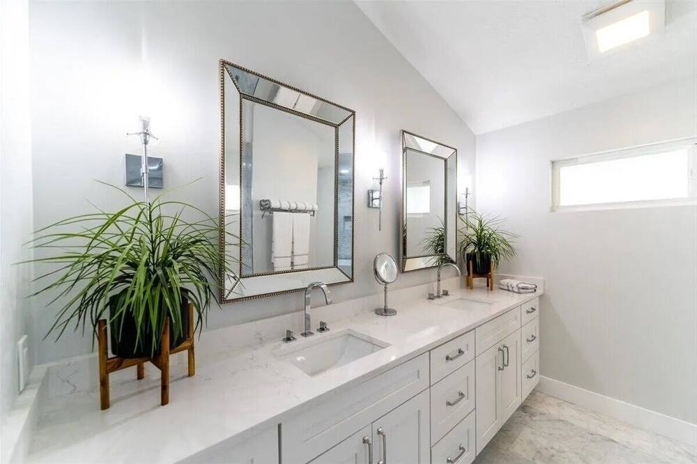 Photo of Bathroom in St. Lucie Village