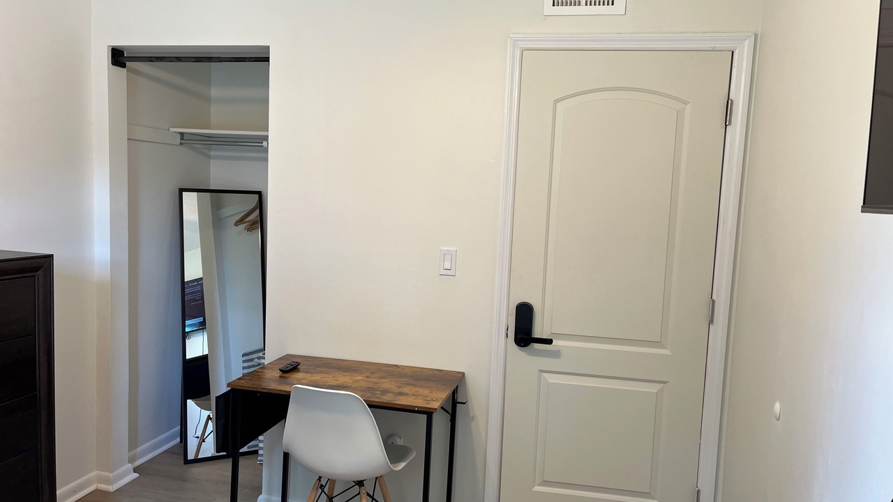 Photo of Bedroom in Seffner Community Alliance
