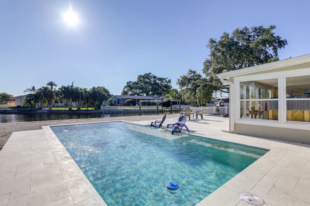 Photo of Outdoor in Riviera Bay