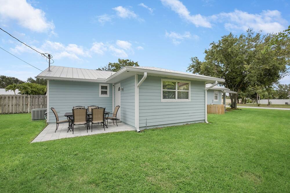 Photo of Bedroom in Hobe Sound