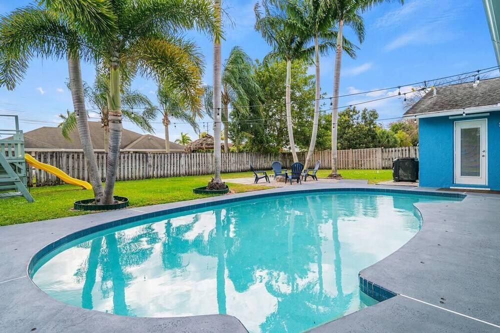 Photo of Outdoor in Royal Palm Beach