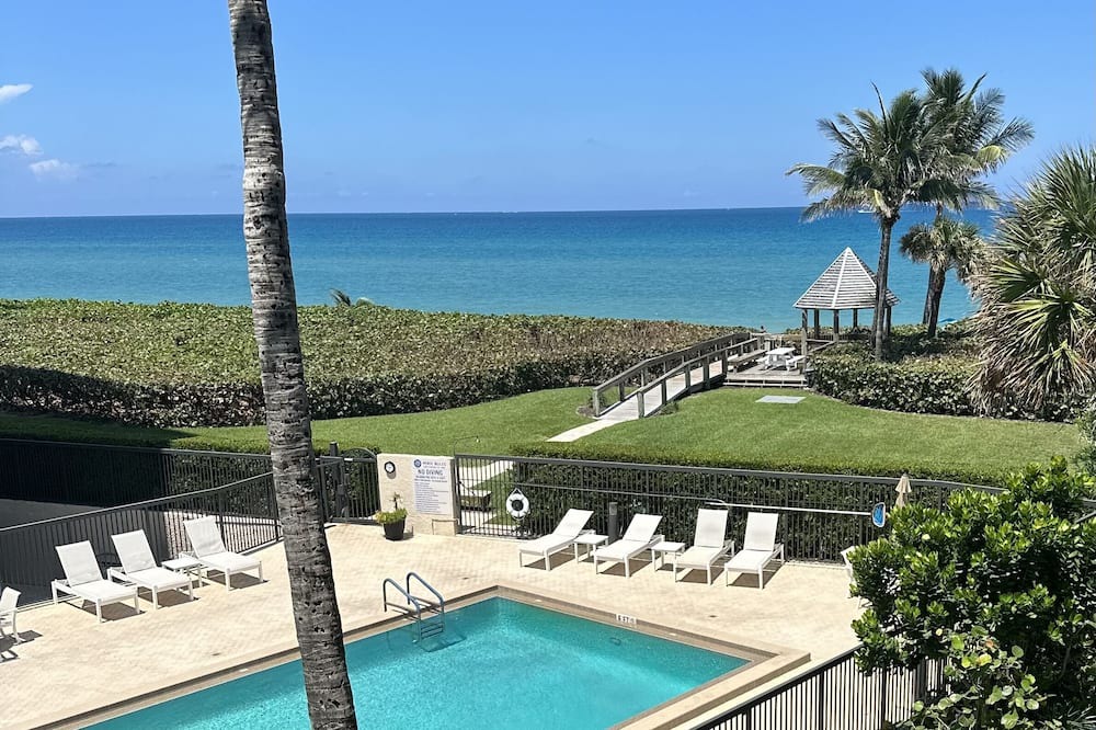 Photo of Outdoor in Juno Beach